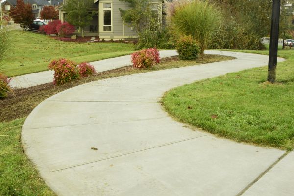 Cost of Concrete Sidewalk Replacement in Everett