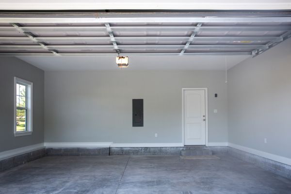 Garage Floor Installation in Everett