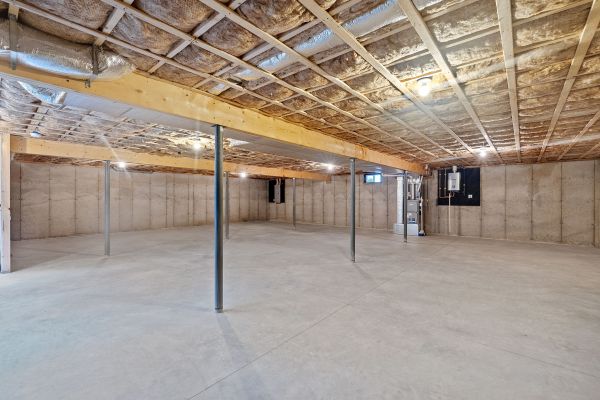 Basement Floor Installation in Everett