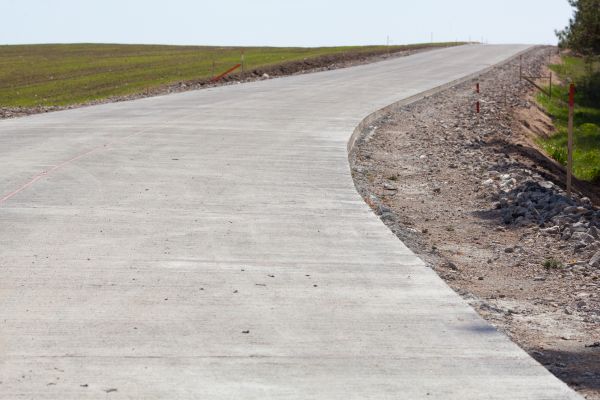 Cost of Driveway Cementing in Everett