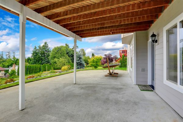 Backyard Concrete Installation in Everett