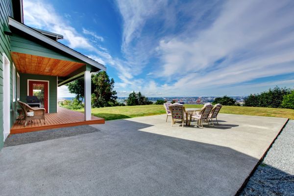 Backyard Concrete Paving in Everett