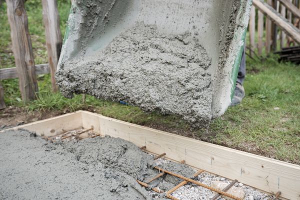 Yard Concrete Pouring in Everett